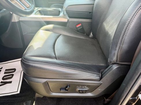 Used 2017 RAM 1500 Laramie AWD/4WD image 37