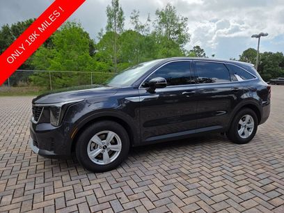 Used 2025 Kia Sorento LX