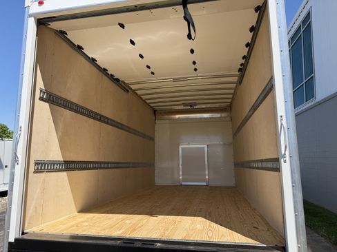 New 2026 Chevrolet Express 4500 w/ Power Convenience Package RWD image 24