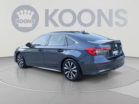 Used 2024 Honda Civic EX image 4