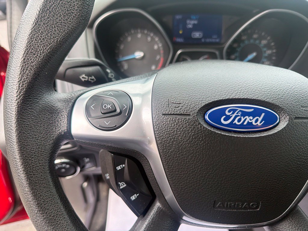 Used 2014 Ford Focus SE FWD image 20