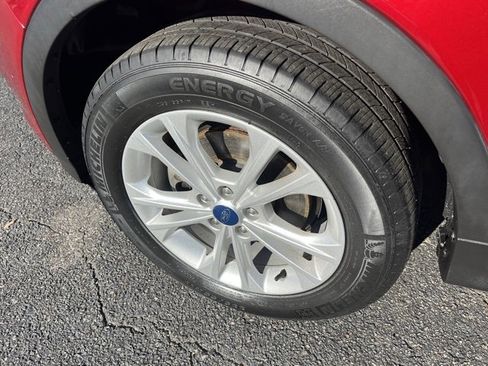 Used 2019 Ford Escape SE image 22