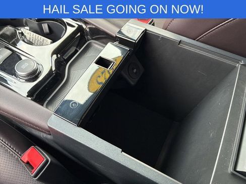 Certified 2025 Ford Explorer Platinum AWD/4WD image 16