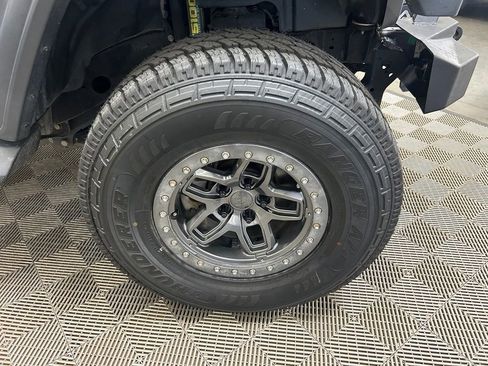 Used 2019 Jeep Wrangler Sport AWD/4WD image 2