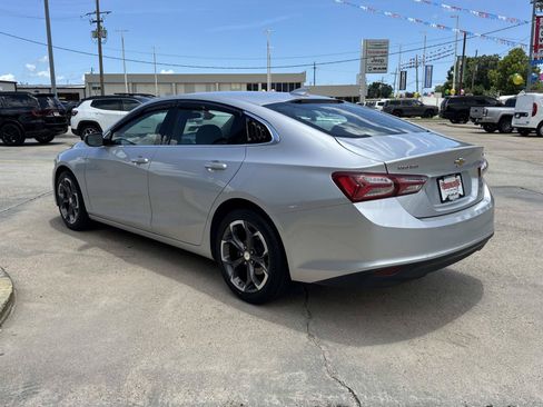 Used 2022 Chevrolet Malibu LT FWD image 5