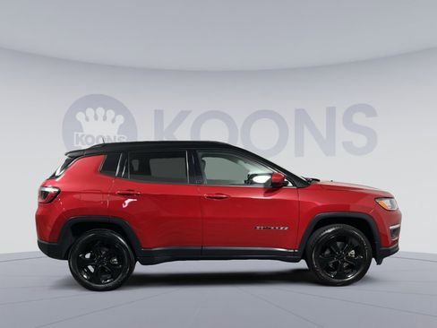 Used 2020 Jeep Compass Latitude image 8