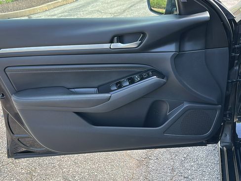 Certified 2023 Nissan Altima 2.5 SV w/ SV Premium Package image 14