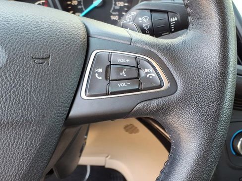 Used 2017 Ford Escape Titanium FWD image 22