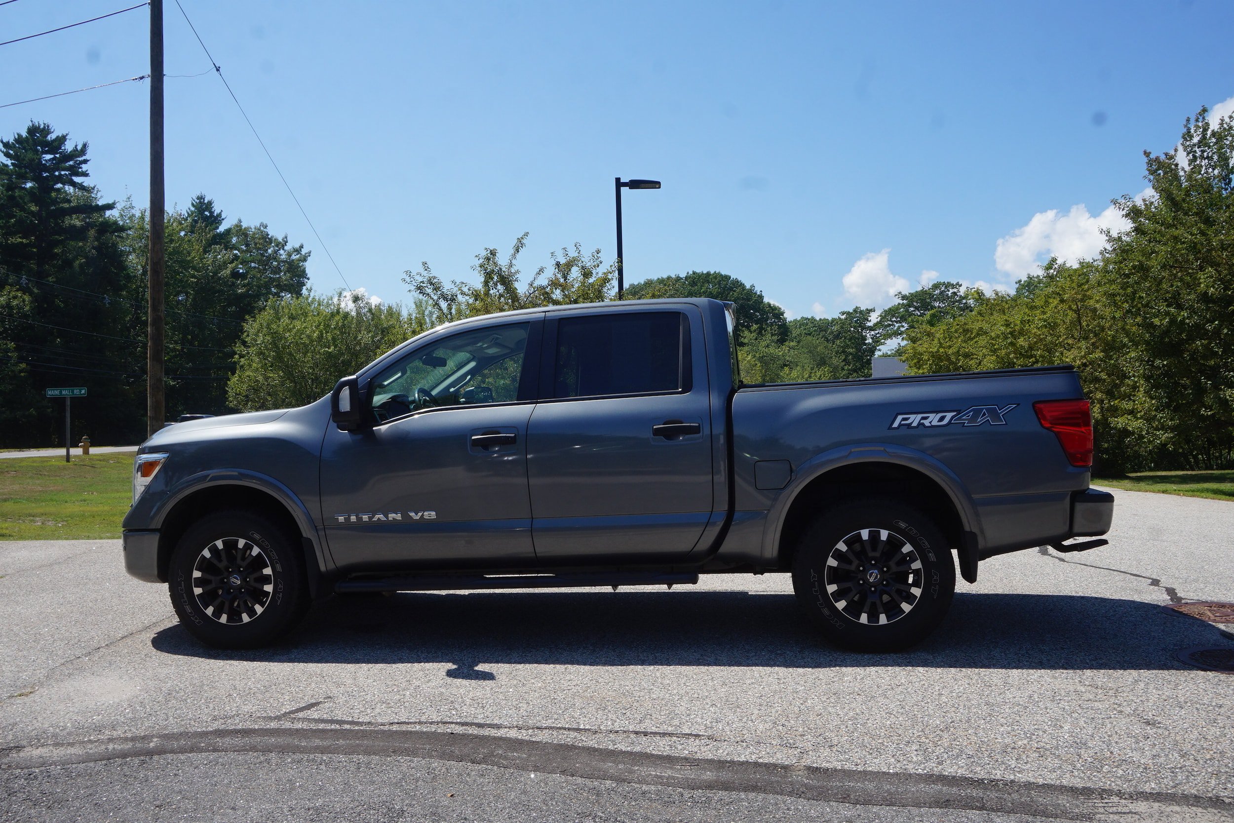 Used 2019 Nissan Titan PRO-4X w/ Pro-4x Utility Package AWD/4WD image 8