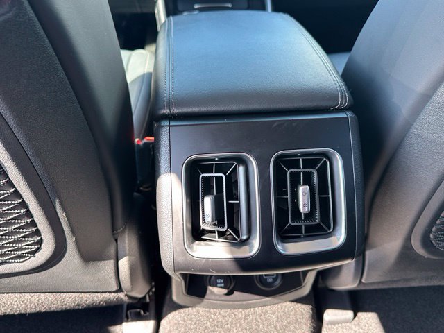 Used 2023 Kia Sorento EX AWD/4WD image 17