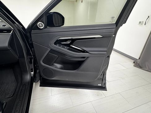 Used 2021 Land Rover Range Rover Evoque S image 12