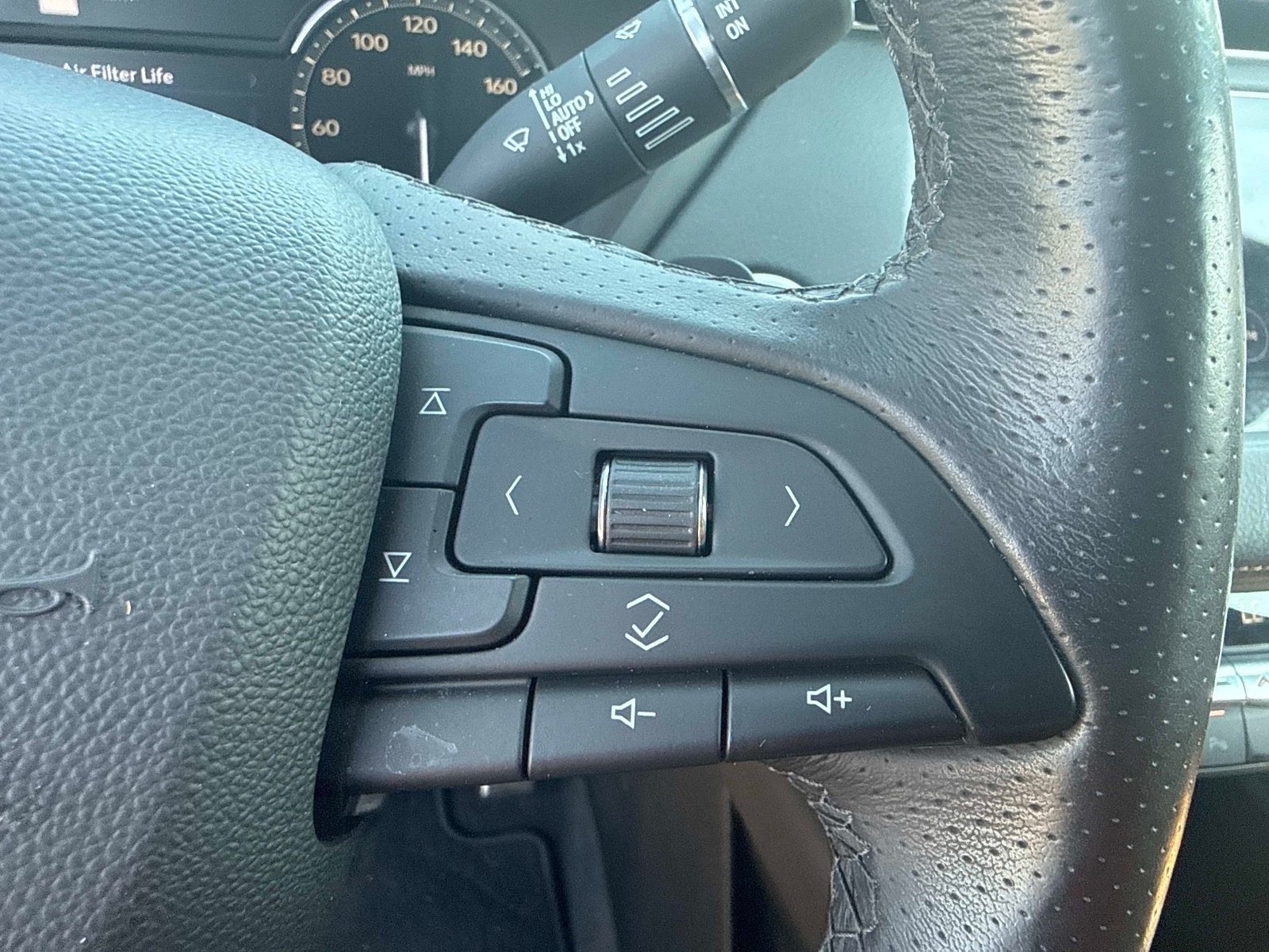 Used 2019 Cadillac XT4 Sport FWD image 24