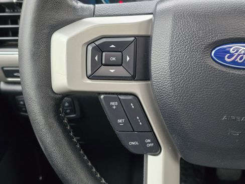 Used 2019 Ford F150 Lariat w/ Equipment Group 502A Luxury image 29