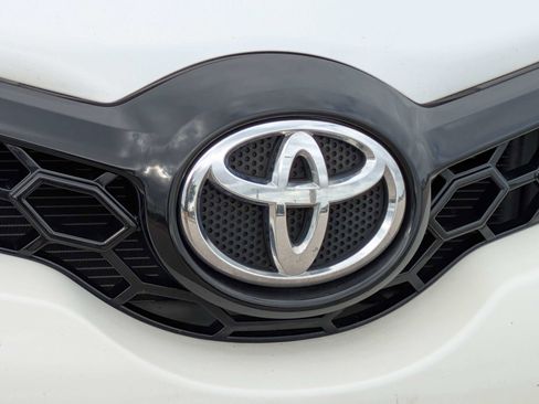 Used 2017 Toyota Corolla iM w/ All-Weather Mat Package FWD image 13