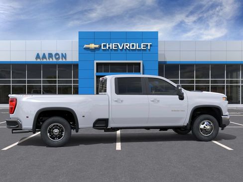 New 2026 Chevrolet Silverado 3500 LT w/ Safety Package AWD/4WD image 7