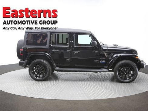 Used 2021 Jeep Wrangler Unlimited Sahara w/ Cold Weather Group AWD/4WD image 46