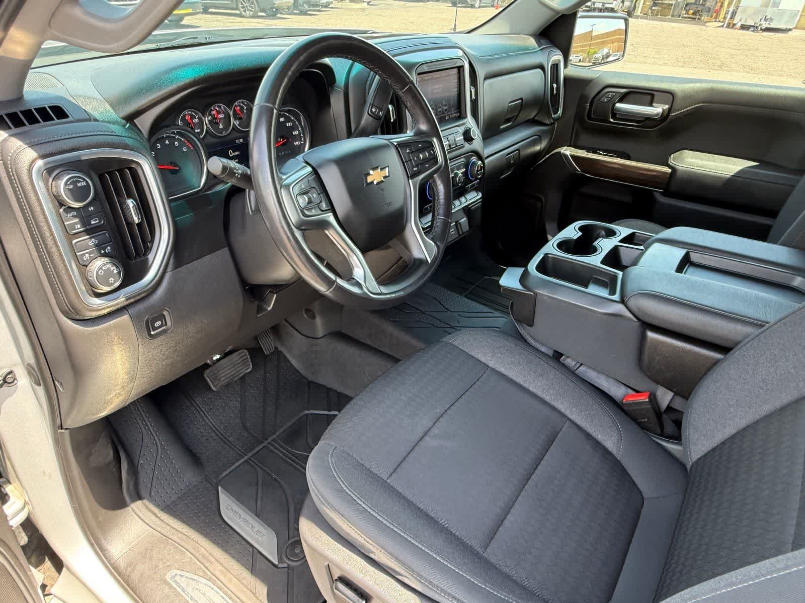 Used 2021 Chevrolet Silverado 1500 LT AWD/4WD image 13