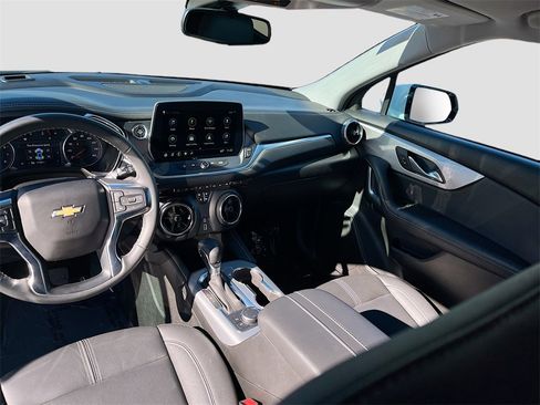 Used 2024 Chevrolet Blazer LT image 23