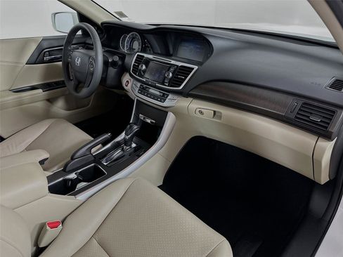 Used 2014 Honda Accord EX-L image 30