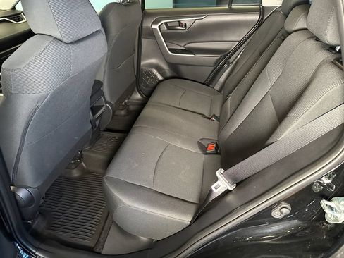 Used 2019 Toyota RAV4 LE w/ All Weather Liner Package AWD/4WD image 20