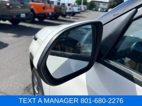 Used 2024 Kia Seltos LX AWD/4WD image 12