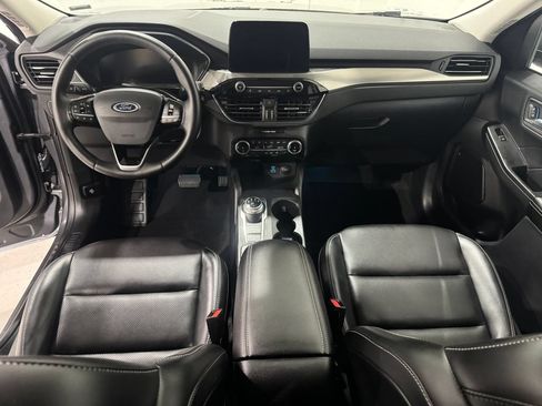 Used 2022 Ford Escape Titanium AWD/4WD image 30