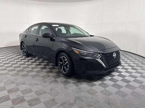 Used 2024 Nissan Sentra SV FWD image 7