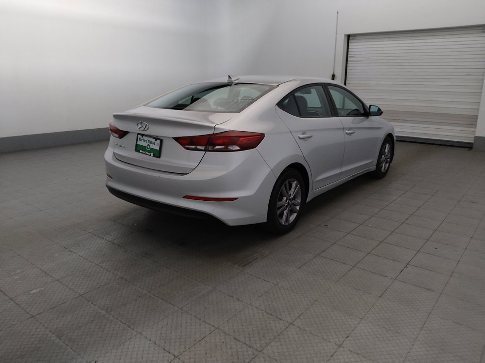 Used 2018 Hyundai Elantra SEL FWD image 9