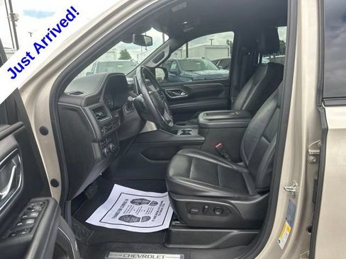 Used 2021 Chevrolet Suburban Z71 AWD/4WD image 16