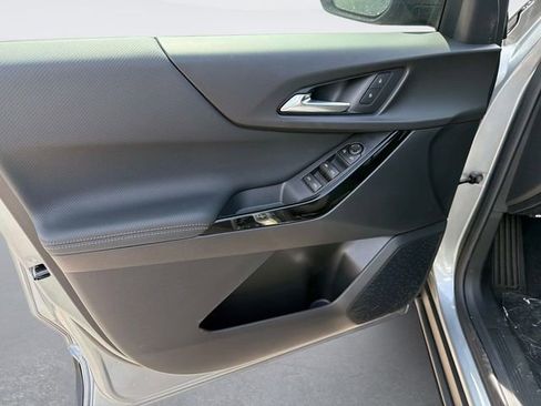 New 2026 Chevrolet Equinox LT FWD image 18