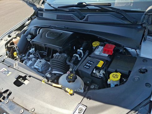 Certified 2025 Jeep Compass Limited AWD/4WD image 27