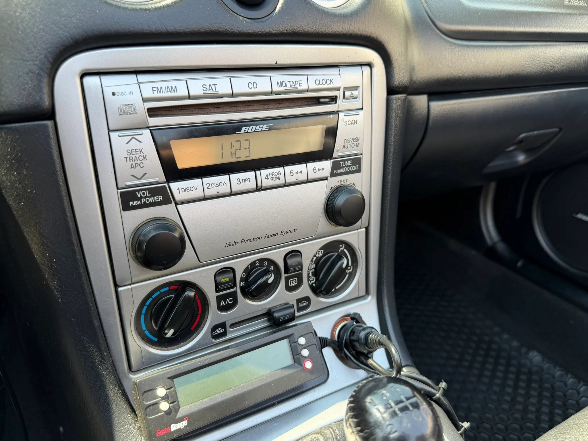 Used 2005 MAZDA MX-5 Miata LS RWD image 18