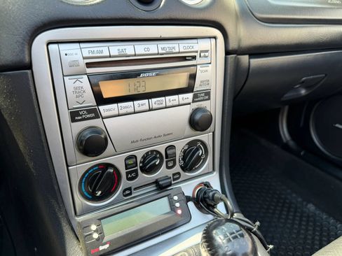Used 2005 MAZDA MX-5 Miata LS RWD image 18