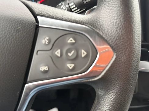 Used 2019 Chevrolet Traverse LS FWD image 11