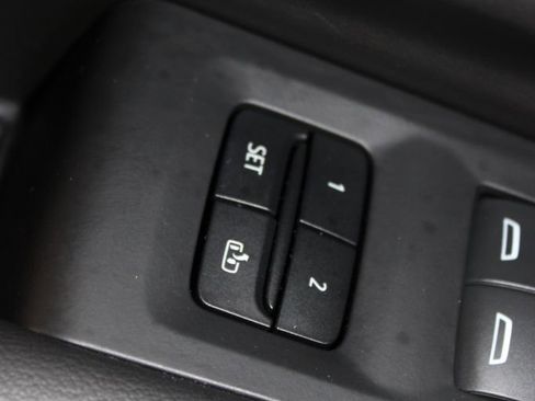 Used 2023 Chevrolet Suburban Z71 w/ Luxury Package image 43