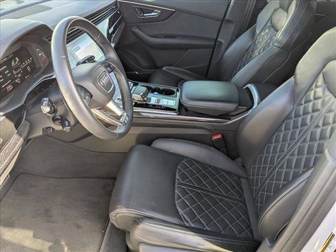 Used 2023 Audi SQ7 Premium Plus w/ Executive Package image 16