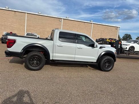 Used 2024 Ford F150 Raptor AWD/4WD image 24