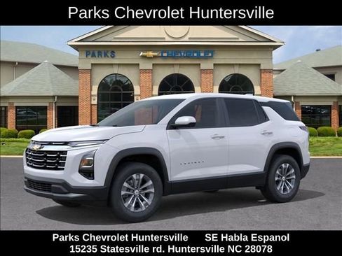 New 2026 Chevrolet Equinox LT w/ Convenience Package II AWD/4WD image 3