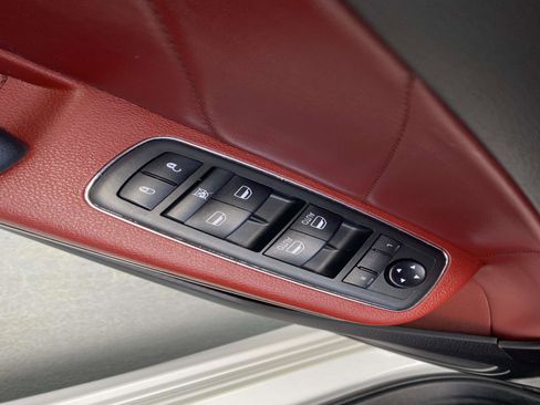 Used 2019 Dodge Charger SRT Hellcat w/ Harman/Kardon Audio Group image 16