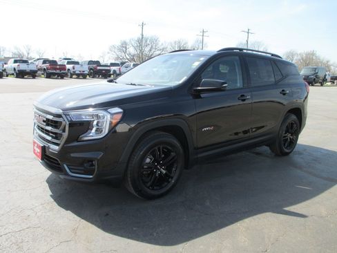 Used 2022 GMC Terrain AT4 w/ Infotainment Package II image 11