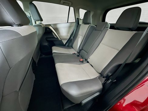 Used 2013 Toyota RAV4 LE image 25