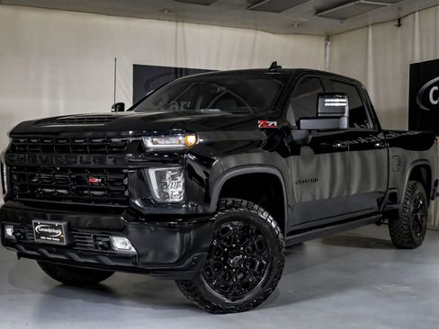 Used 2022 Chevrolet Silverado 2500 LTZ w/ LTZ Plus Package image 4