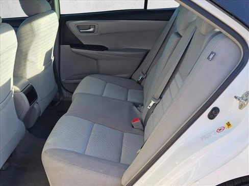 Used 2016 Toyota Camry LE image 16