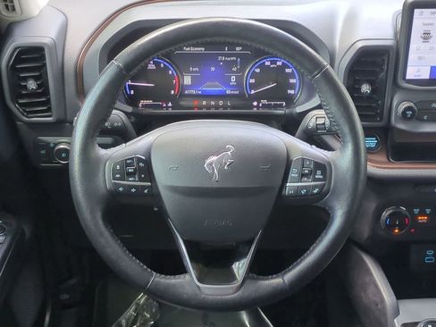 Used 2022 Ford Bronco Sport Outer Banks w/ Tech Package AWD/4WD image 23
