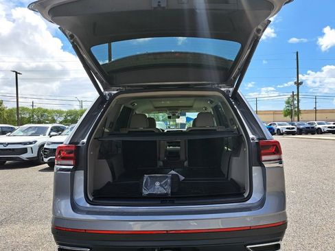 New 2026 Volkswagen Atlas SE image 24