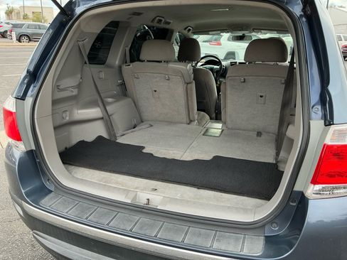 Used 2013 Toyota Highlander 4WD w/ Cold Weather Pkg image 33
