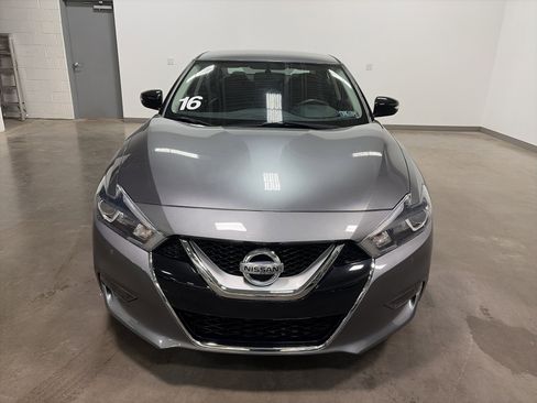 Used 2016 Nissan Maxima SR image 8