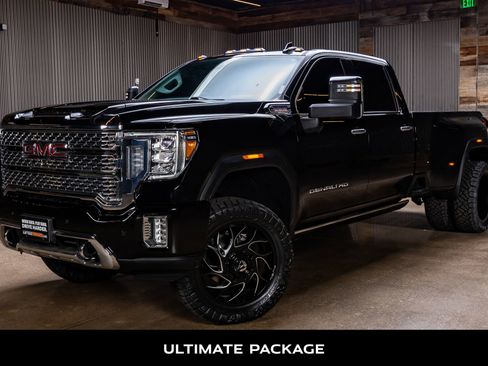 Used 2022 GMC Sierra 3500 Denali w/ Denali Ultimate Package image 5