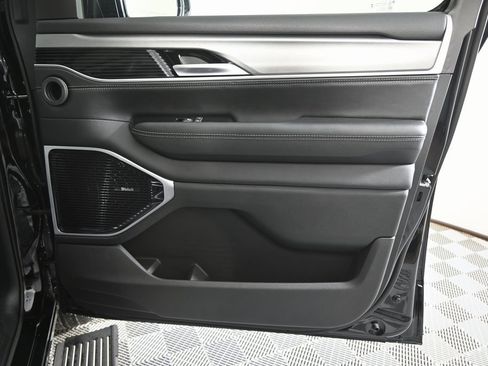 New 2026 Jeep Grand Wagoneer L Limited image 12