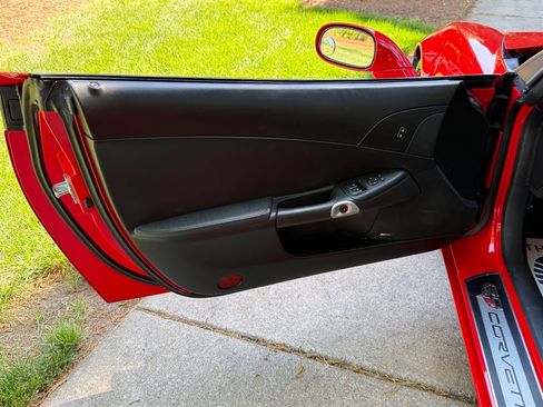 Used 2013 Chevrolet Corvette Grand Sport w/ 2LT Preferred Equipment Group image 51